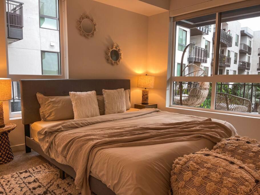 Luxury 1bdr Centrally Located In Hollywood Apartment *